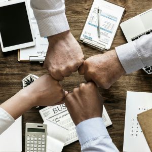 Aplicación de tics colaborativas para la gestión y trabajo en equipo